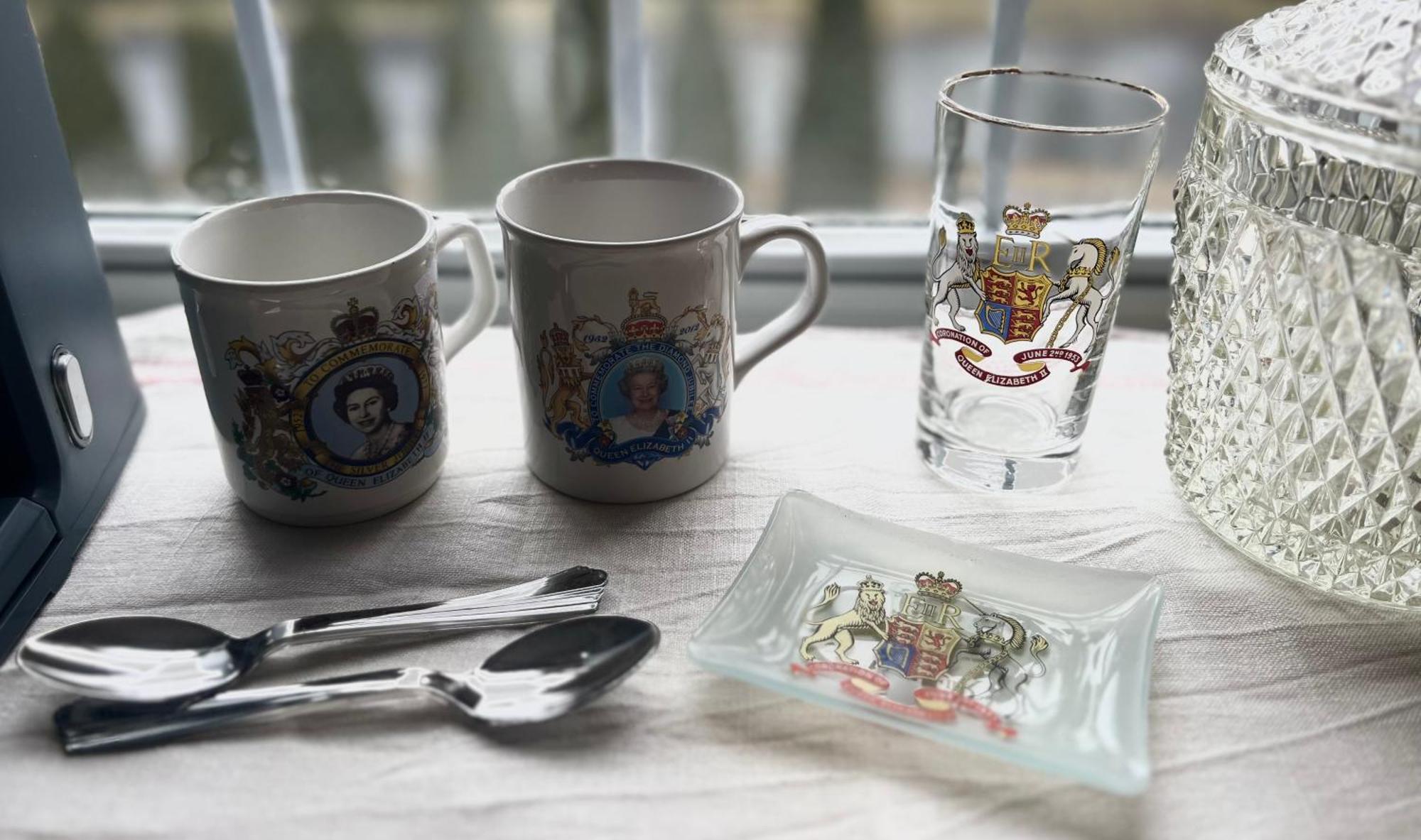 Antique1242 British Bed & Breakfast 恩菲尔德 外观 照片