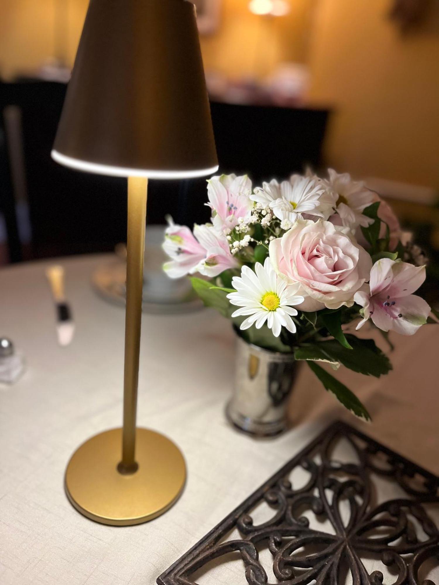 Antique1242 British Bed & Breakfast 恩菲尔德 外观 照片