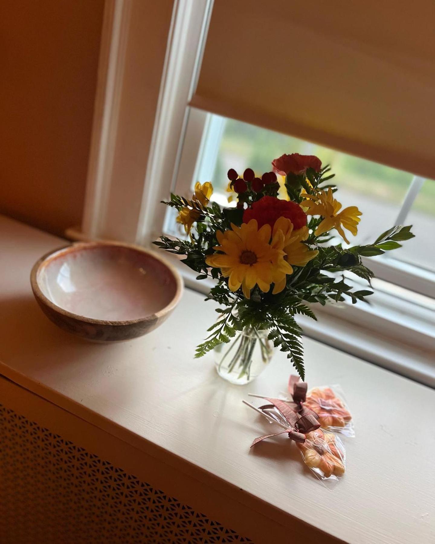Antique1242 British Bed & Breakfast 恩菲尔德 外观 照片